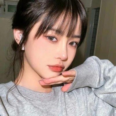 劳拉·马尔斯的眼睛